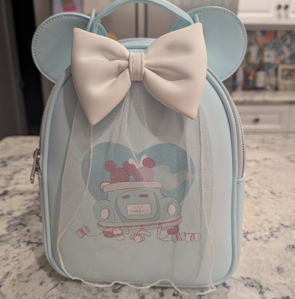 Loungefly Disney Mickey & Minnie Wedding Figural Mini Backpack - Just Married - Picture 2 of 8